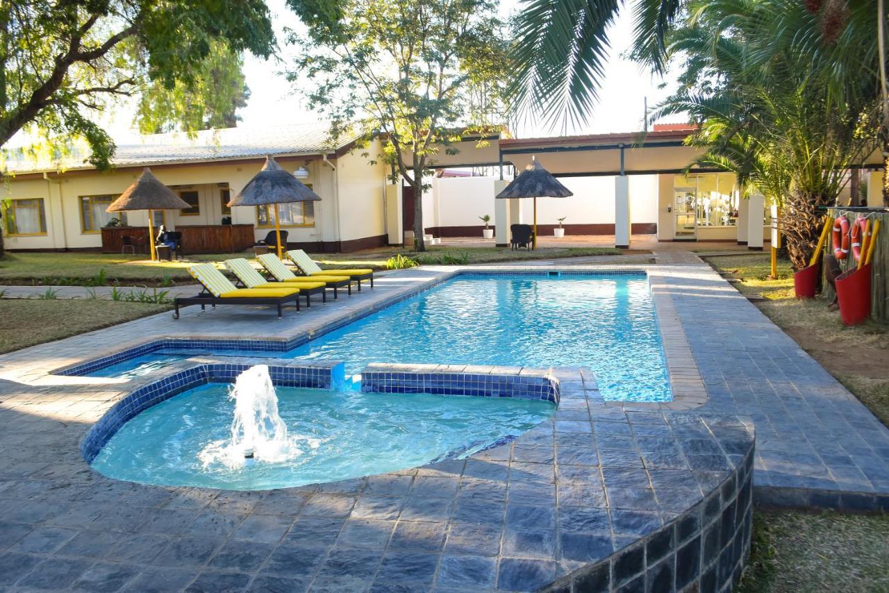 Cresta Botsalo Hotel Palapye Экстерьер фото