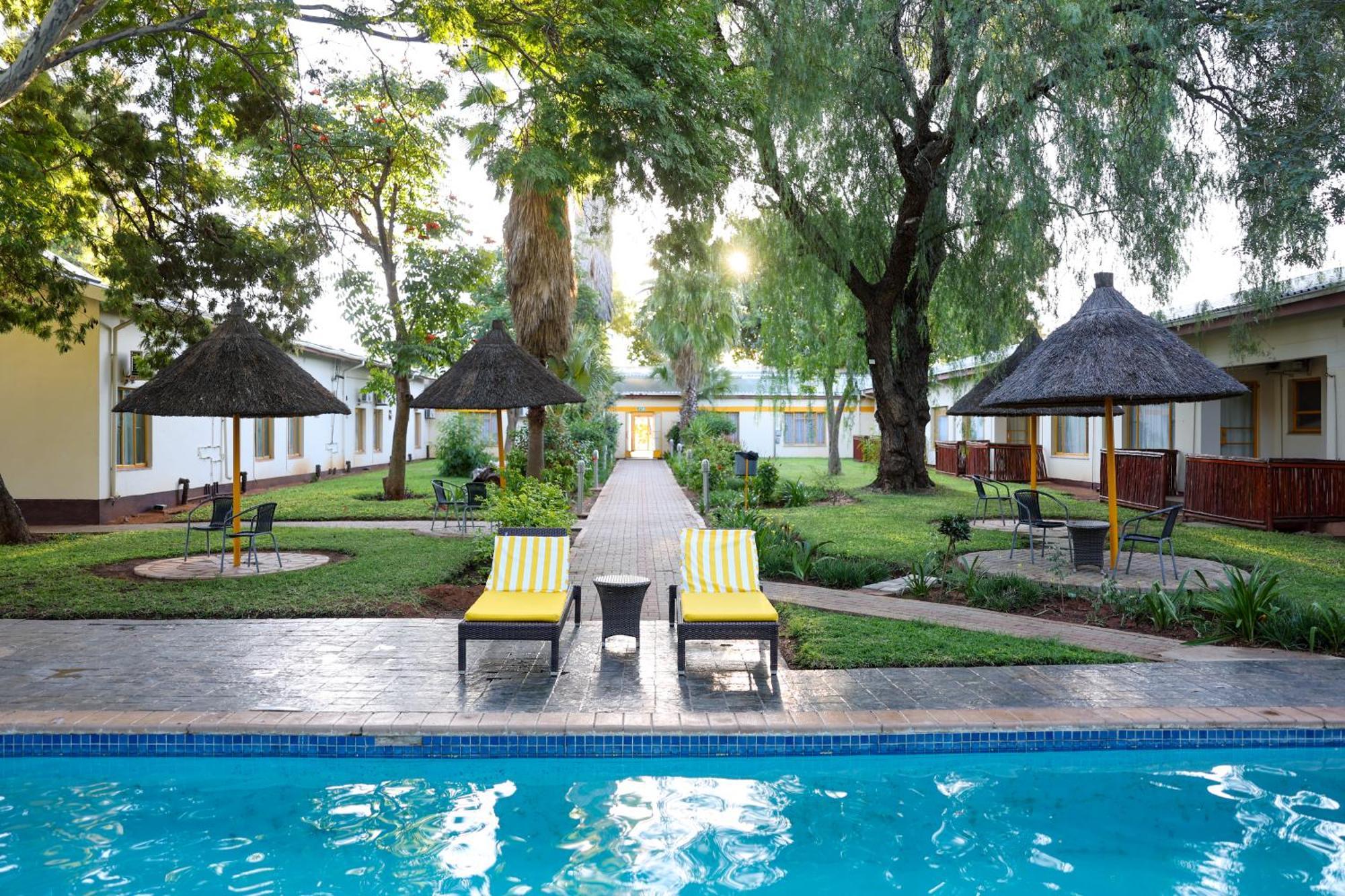 Cresta Botsalo Hotel Palapye Экстерьер фото