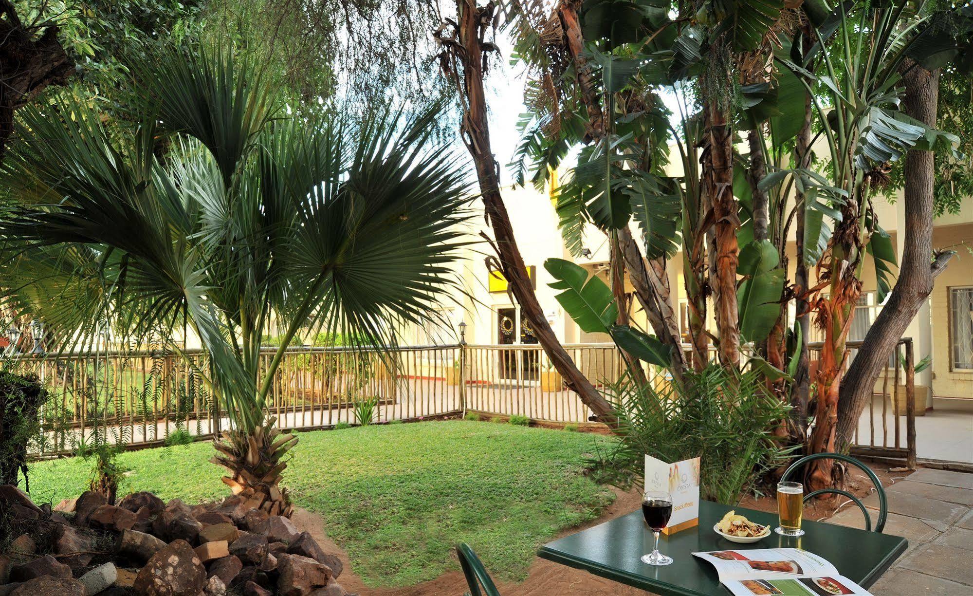 Cresta Botsalo Hotel Palapye Экстерьер фото